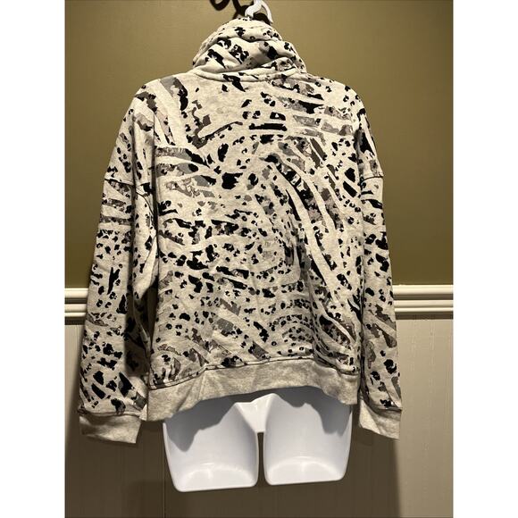 Calvin Klein Performance Women's Gray Cowl Neck LS Camo Sweatshirt Size M NWT - Picture 7 of 9
